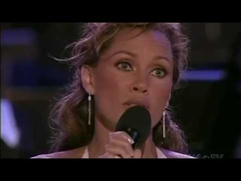Vanessa Williams – Colors Of The Wind (Live)