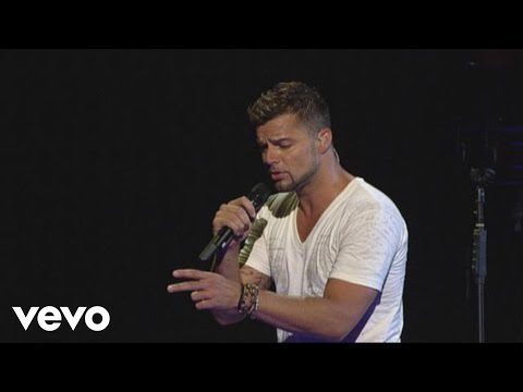 Ricky Martin – Fuego de Noche, Nieve de Día (Live Black & White Tour)