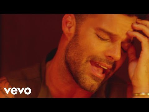Ricky Martin – Perdóname (Official Video)
