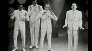 Smokey Robinson & The Miracles – Tracks Of My Tears