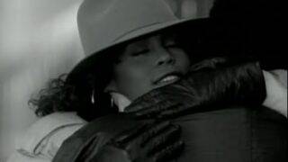 Teddy Pendergrass & Whitney Houston – Hold Me (1984) (fan-made clip)