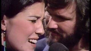 Kris Kristofferson and Rita Coolidge Help me make it through the night live 1972