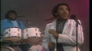 Fat Larry's Band – Zoom (Official Music Video)