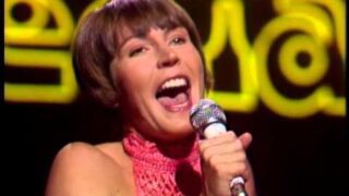 Helen Reddy – I Am Woman (1971)