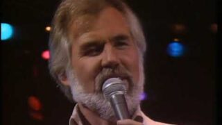 Kenny Rogers – "The Gambler" (Live)