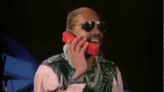 Stevie Wonder – I Just Called To Say I Love You (Music Video)