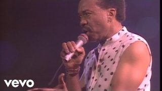 Earth, Wind & Fire – September (Live)